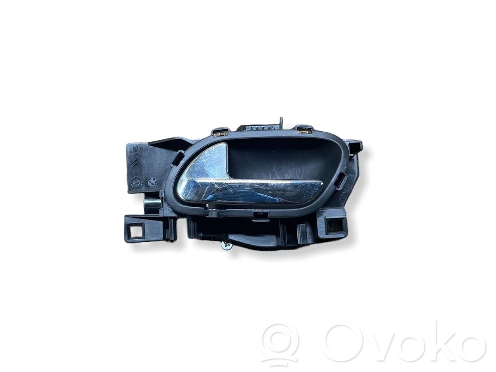 Peugeot 5008 Front door interior handle 
