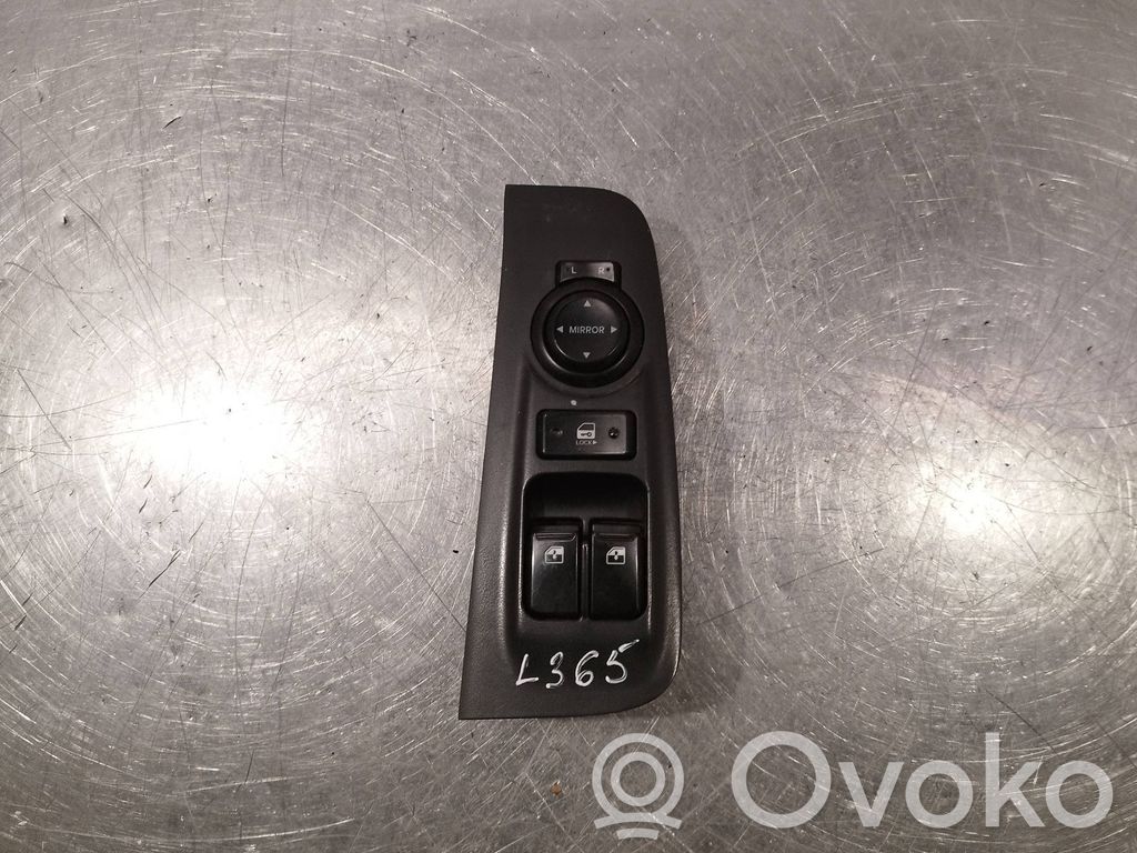 Hyundai H-1, Starex, Satellite Comutator comandă geamuri electrice 