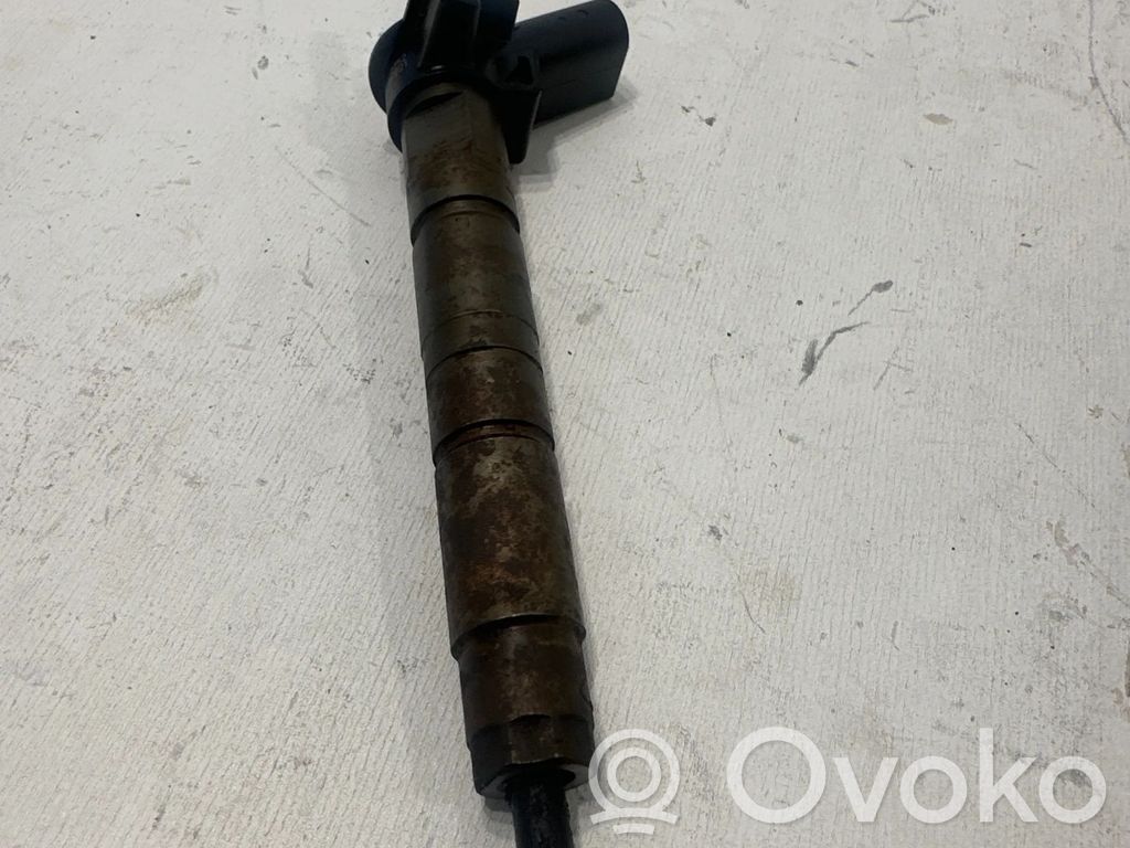 BMW 5 E60 E61 Fuel injector 