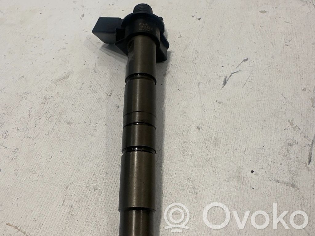 BMW 5 E60 E61 Fuel injector 