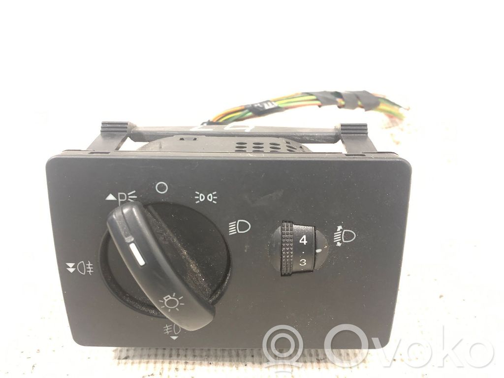 Ford Focus Light switch 