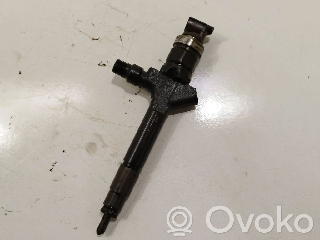Mazda 5 Inyector de combustible 