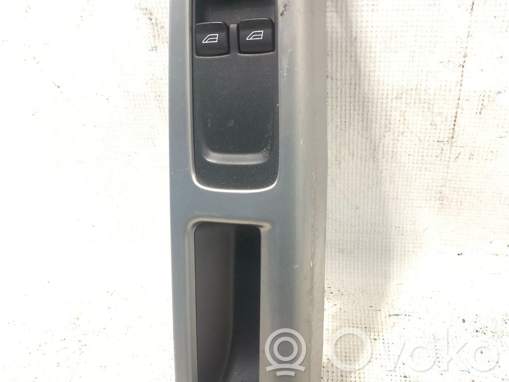 Volvo C30 Electric window control switch 