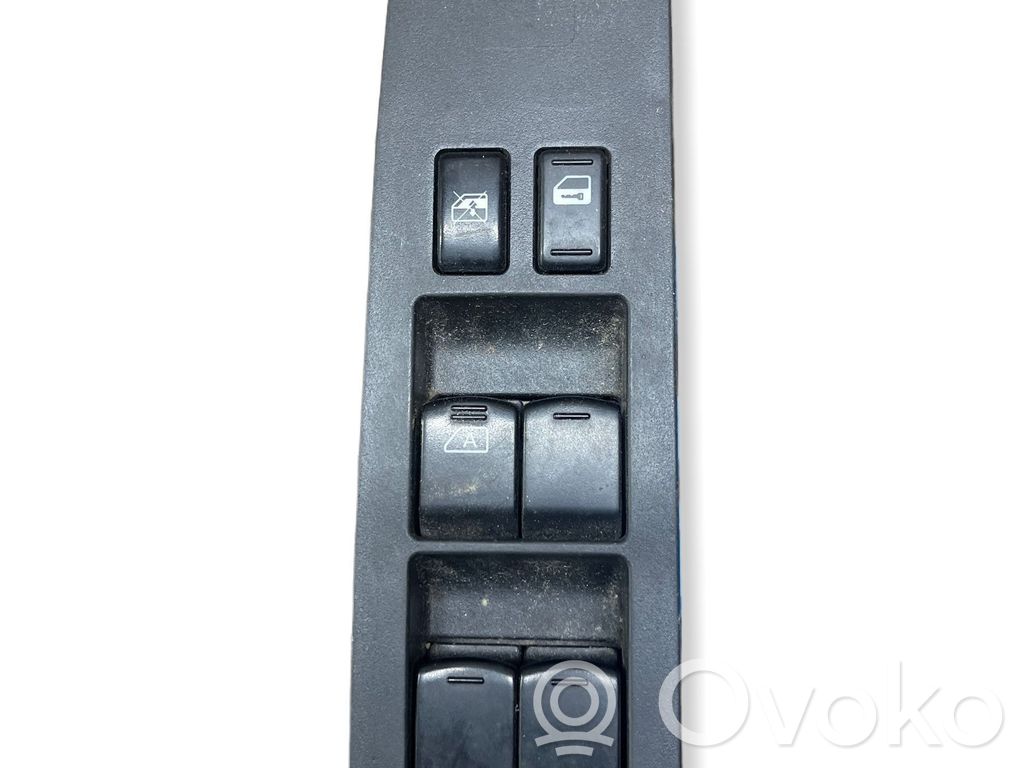Przyciski szyb   25401JG410,3517G4