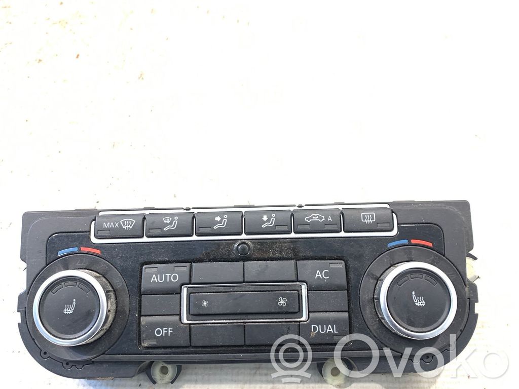 Volkswagen Golf VI Climate control unit 