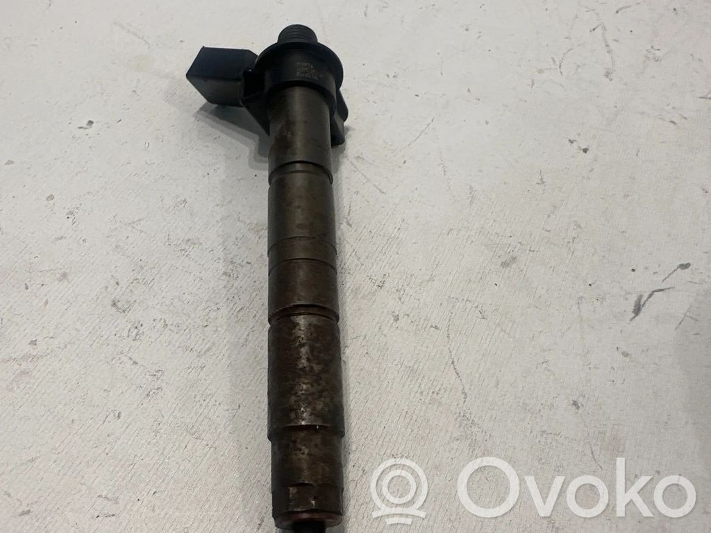 BMW 5 E60 E61 Fuel injector 