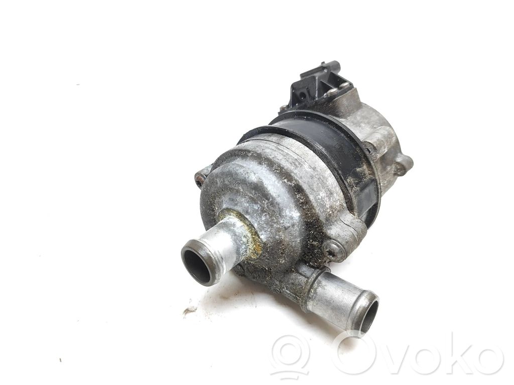 Audi A5 Sportback 8TA Pompe à eau de liquide de refroidissement 