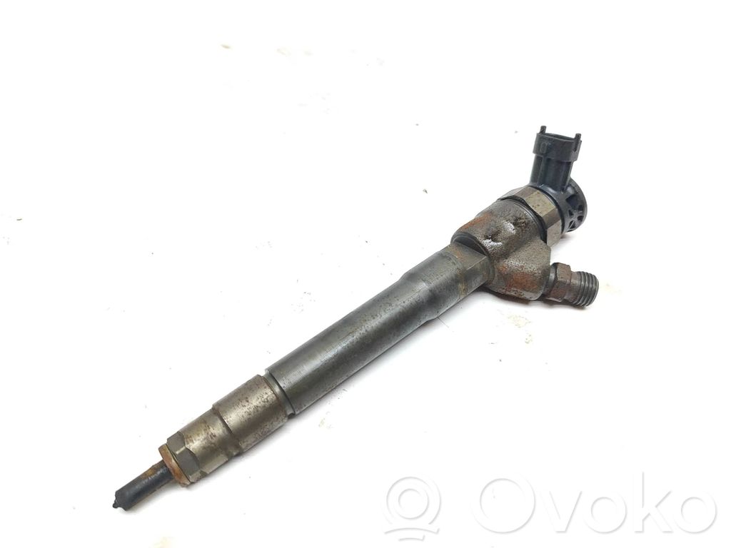 Nissan NV300 Inyector de combustible 