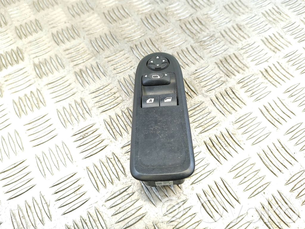 Citroen C3 Electric window control switch 