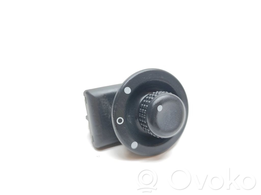 Nissan NV300 Wing mirror switch 