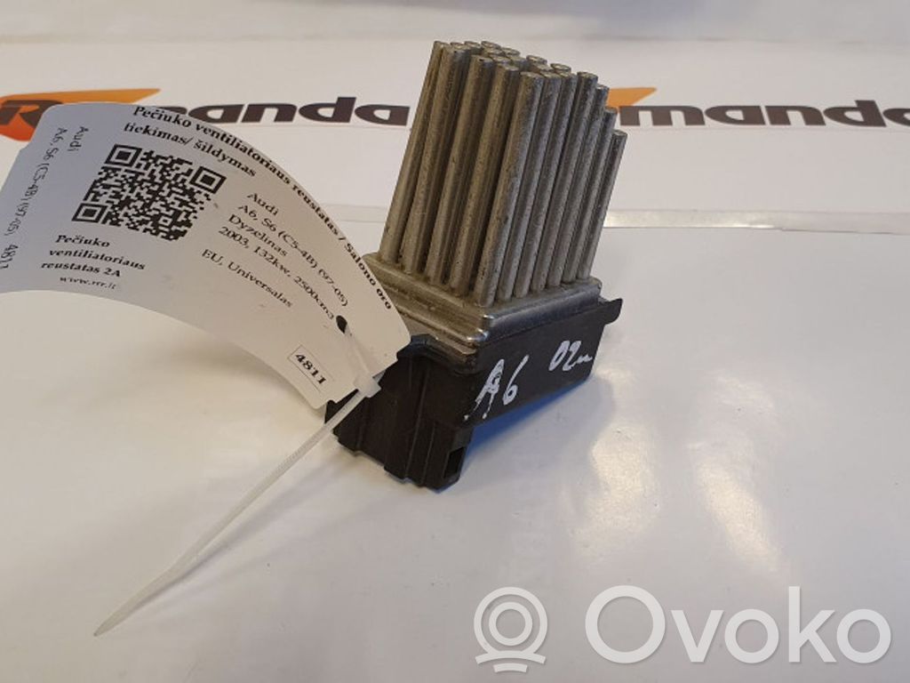 Audi A6 S6 C5 4B Rezystor / Opornik dmuchawy nawiewu 