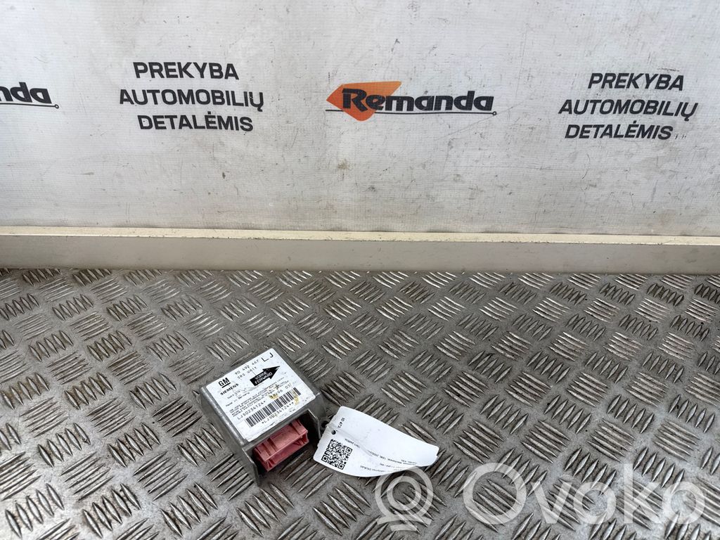 Opel Omega B1 Airbag control unit/module 