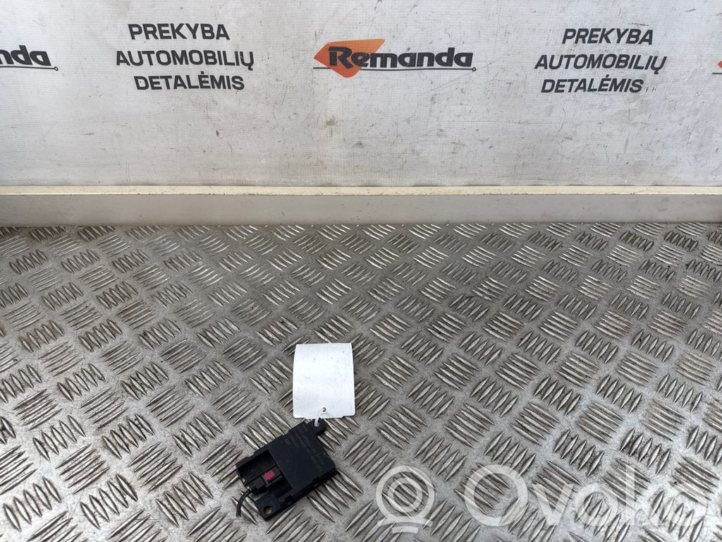BMW X3 E83 Bluetooth antena 