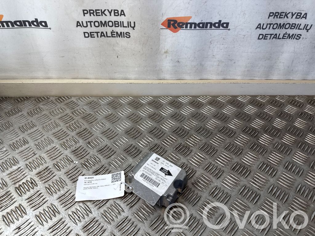 Opel Vectra B Airbag control unit/module 