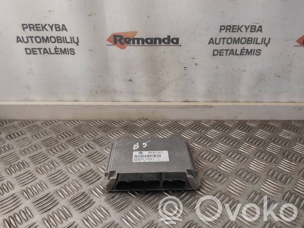 Volkswagen PASSAT B5 Engine control unit/module 