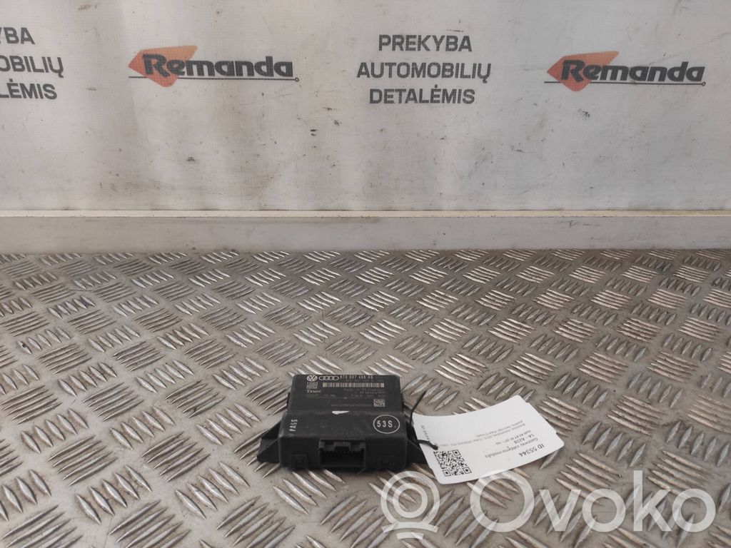 Audi A5 8T 8F Gateway control module 