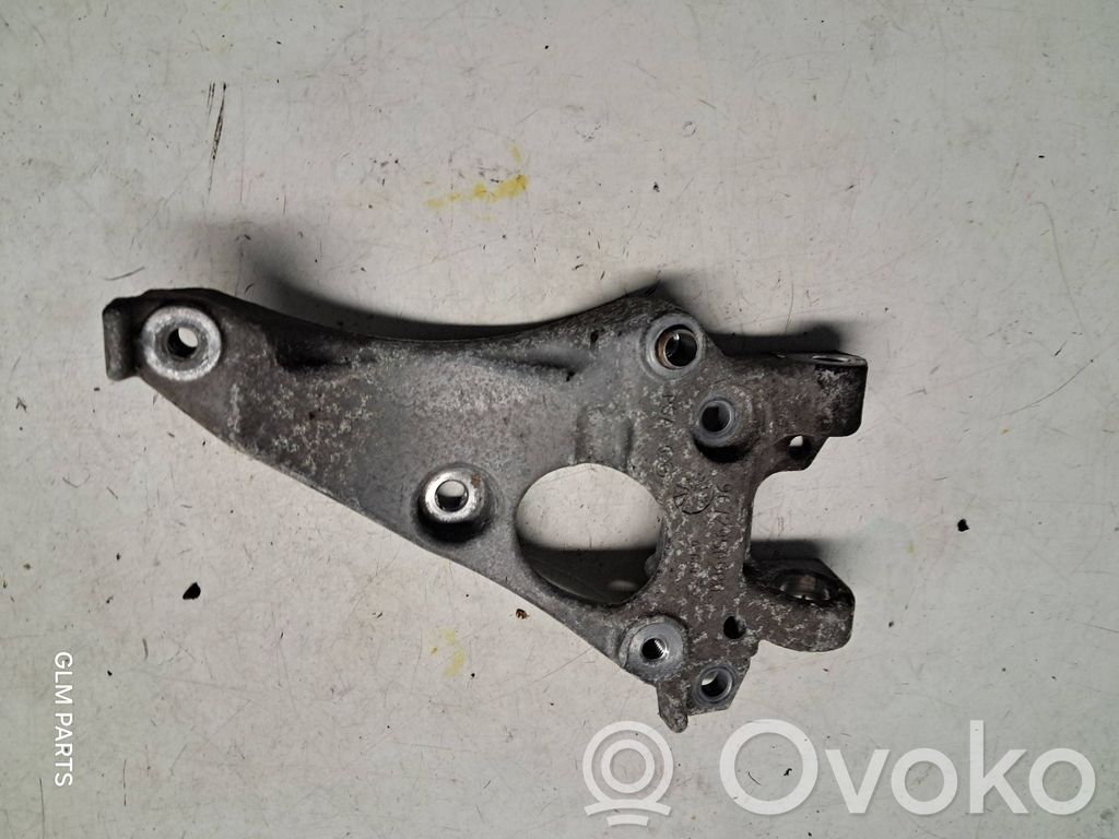 A/C compressor mount bracket   9672950980