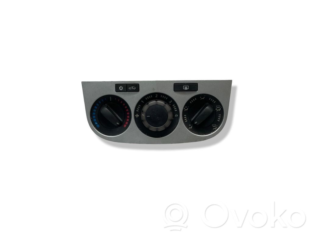 Opel Corsa D Climate control unit 