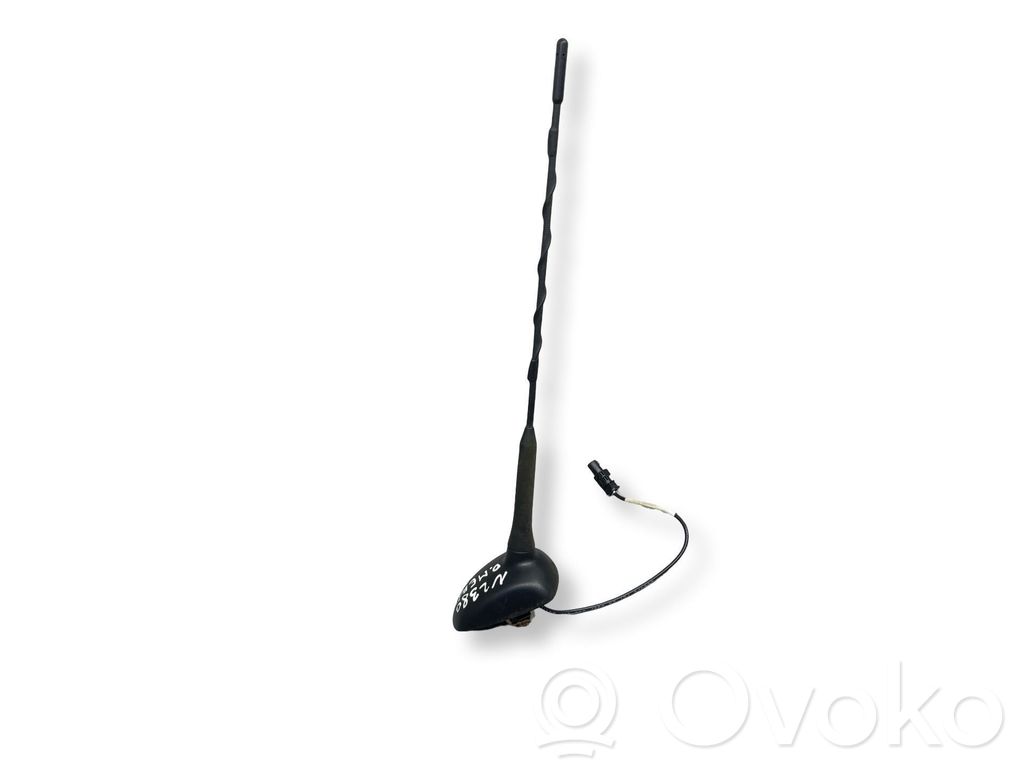 Opel Meriva B GPS-pystyantenni 