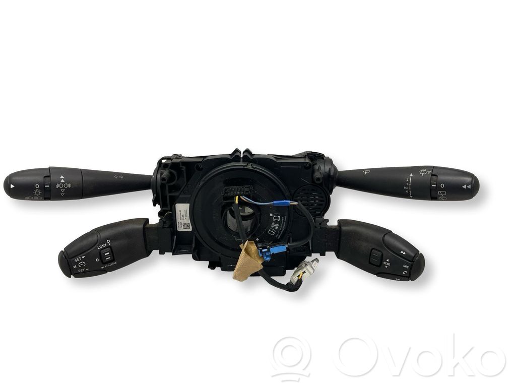 Citroen C4 Cactus Rokturu komplekts 