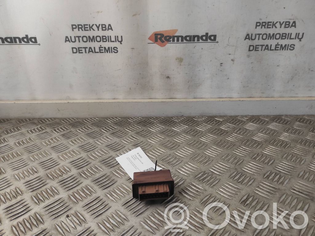 Peugeot 607 Glow plug pre-heat relay 
