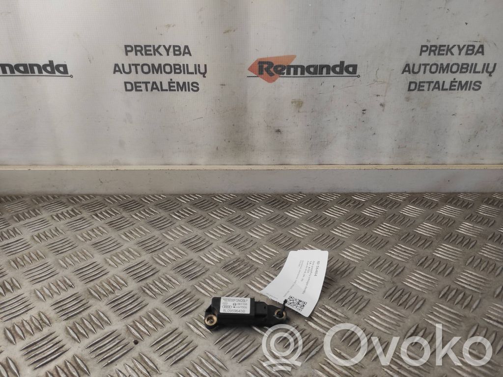 Audi A3 S3 8L Airbagsensor Crashsensor Drucksensor 