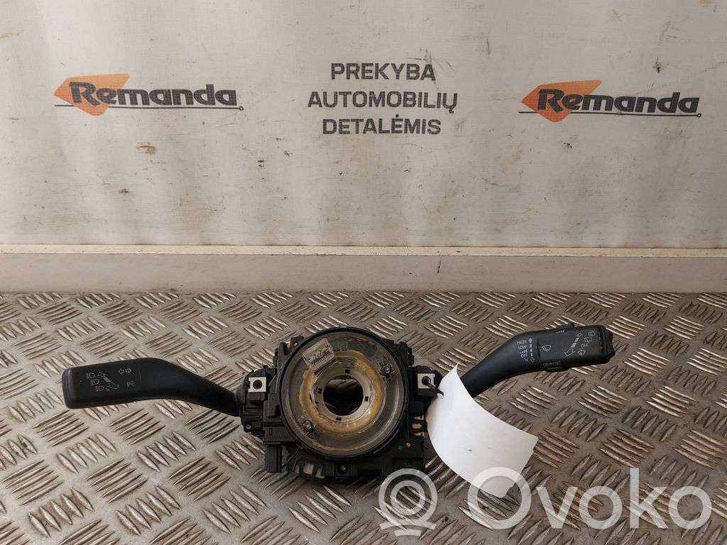 Volkswagen Caddy Interruptor/palanca de limpiador de luz de giro 