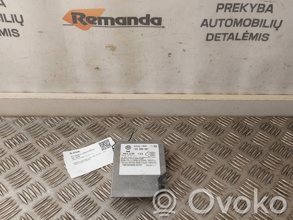 Skoda Octavia Mk2 (1Z) Airbag control unit/module 