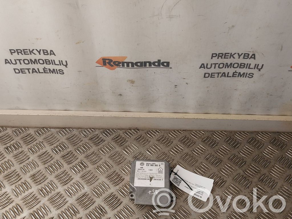 Volkswagen PASSAT B5 Airbag control unit/module 
