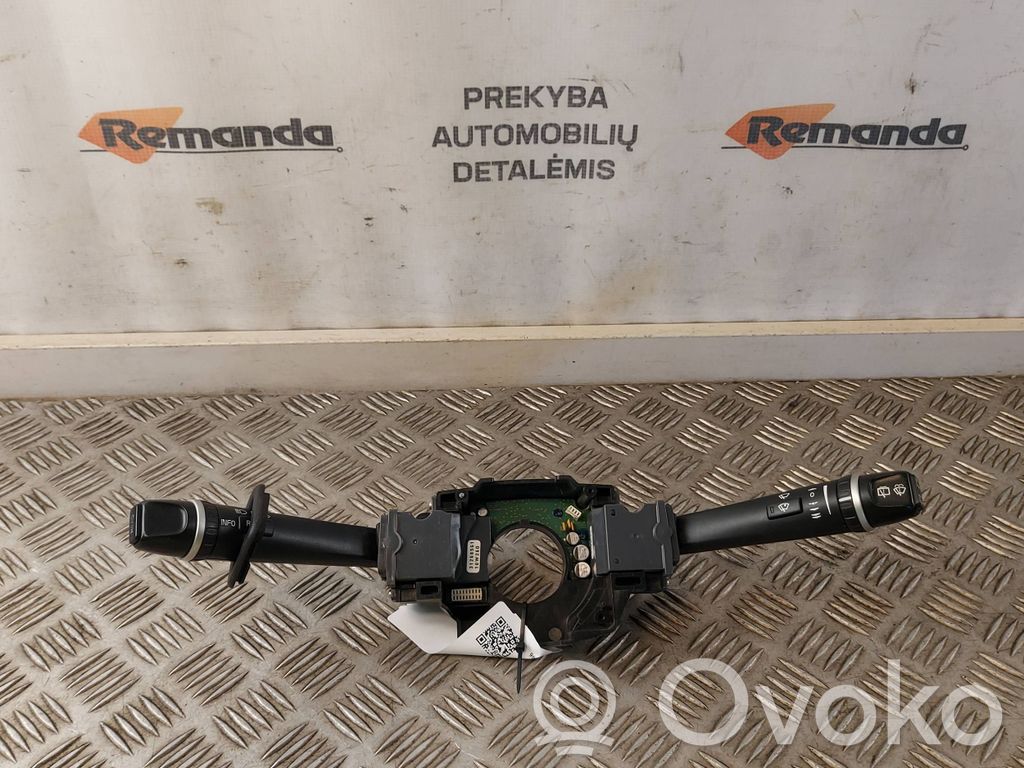 Volvo V70 Wiper turn signal indicator stalk/switch 