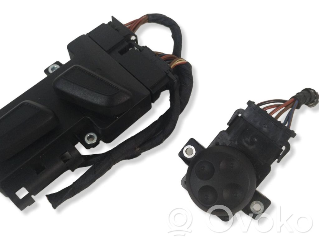 Audi Q5 SQ5 8R Seat control switch 
