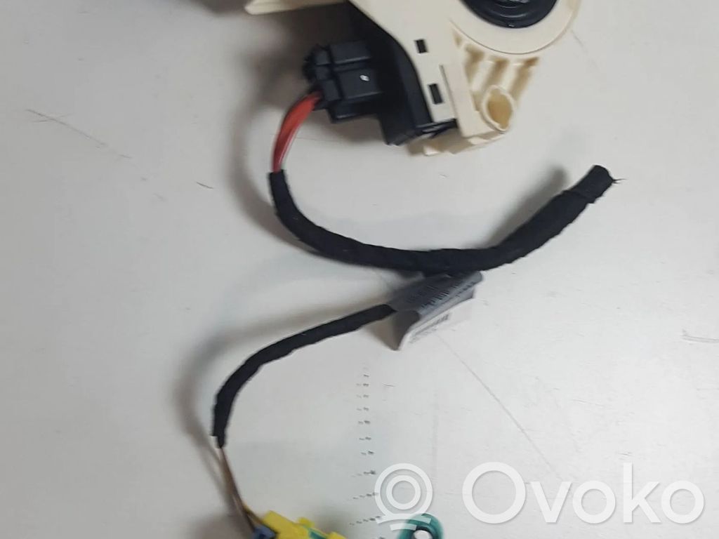 Audi A4 S4 B8 8K Front door window regulator motor 