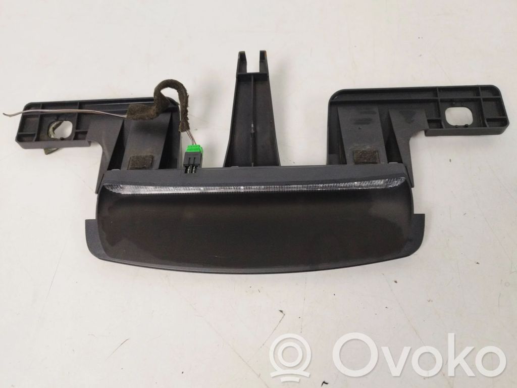 Volvo S80 Third/center stoplight 