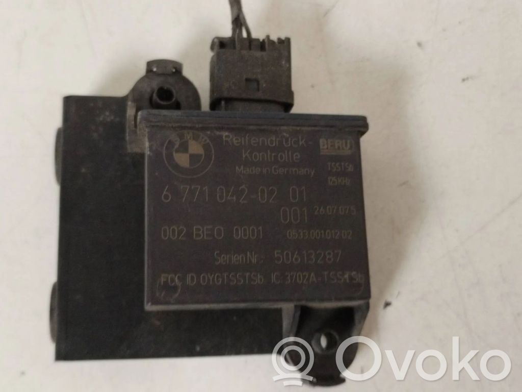 BMW X5 E70 Tire pressure control unit 