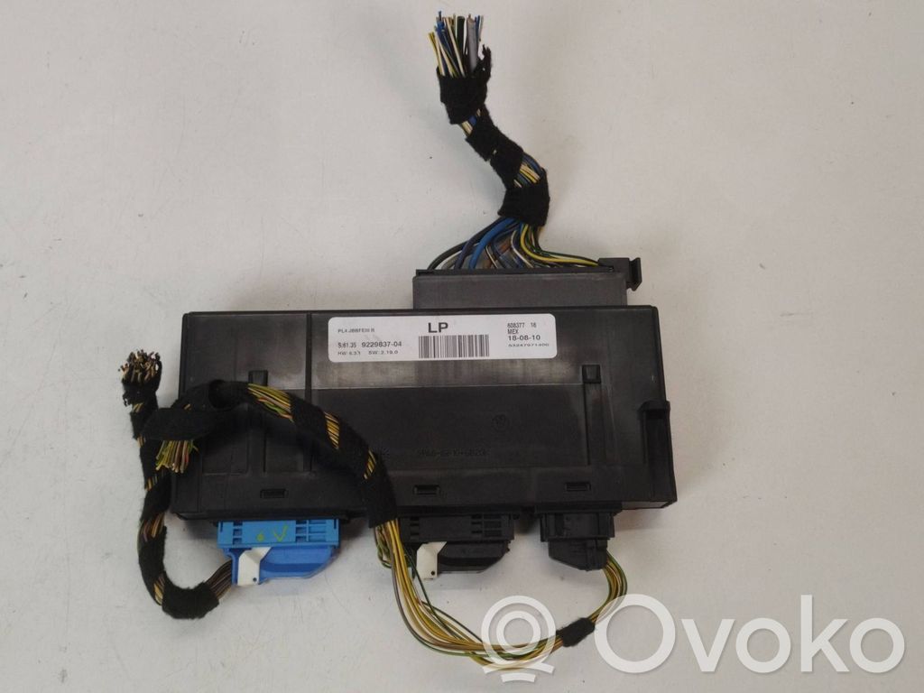 BMW X5 E70 Komforto modulis 