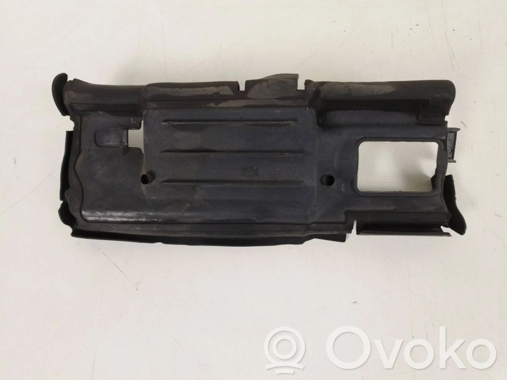 Volvo S80 Radiatoriaus oro nukreipėjas (-ai) 