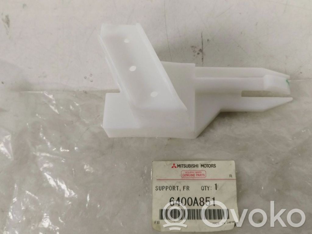 Mitsubishi Colt Front bumper mounting bracket 