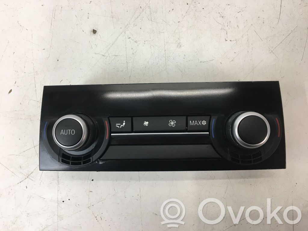Panel klimatyzacji   9228398,07042010,900252830019,0000099034