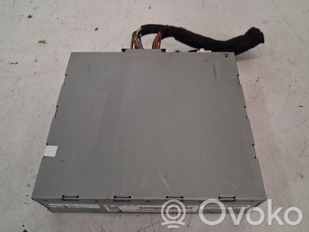 Audi Q7 4L GPS navigation control unit/module 