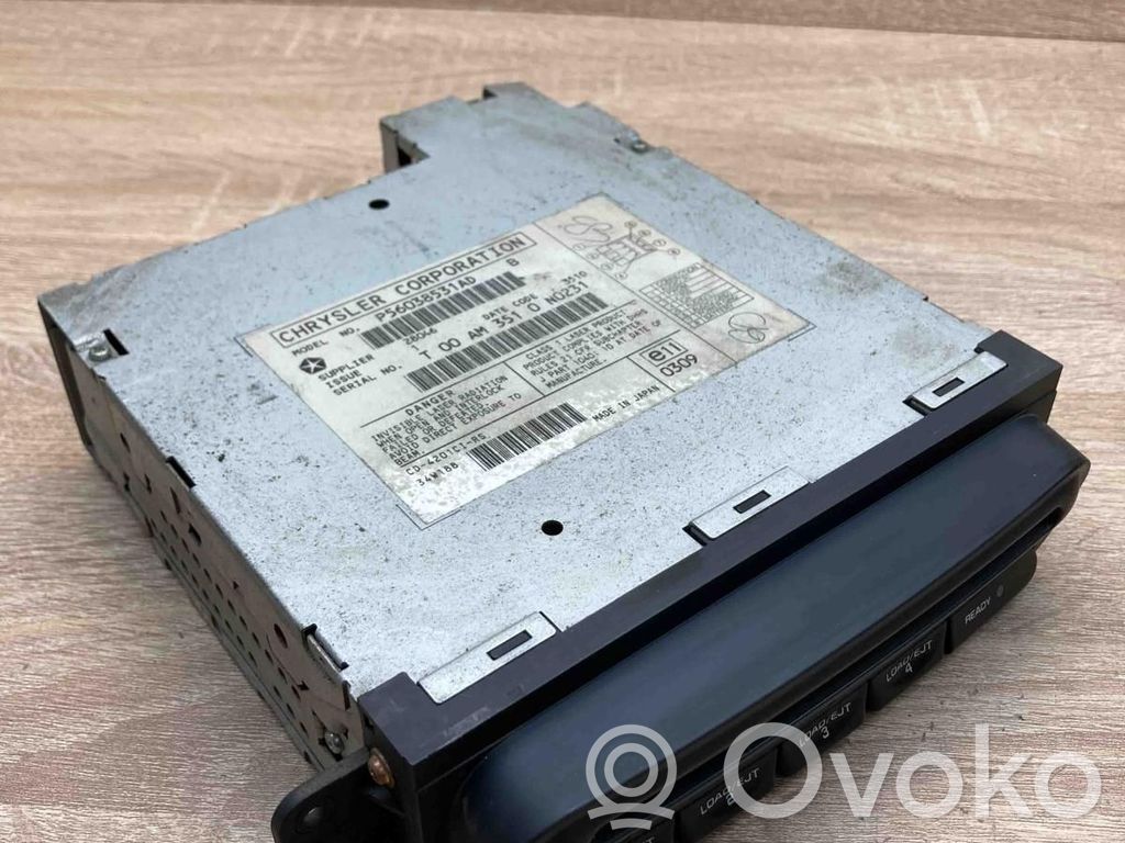 Chrysler Voyager Zmieniarka płyt CD/DVD 