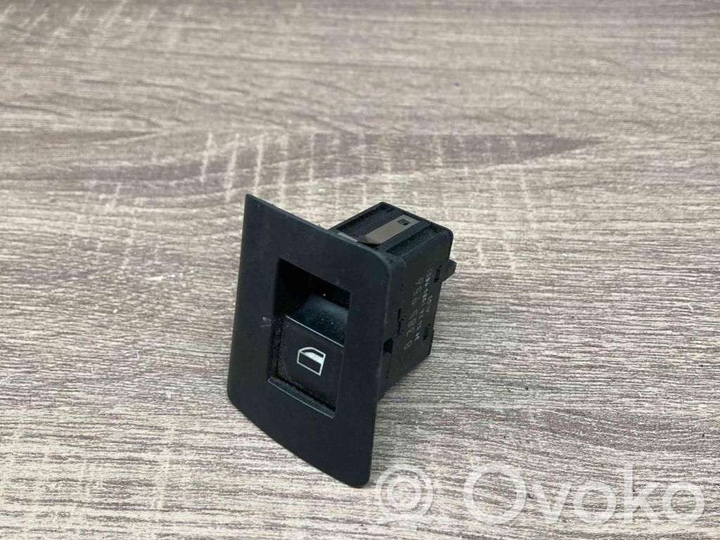 Electric window control switch   8385956,USED