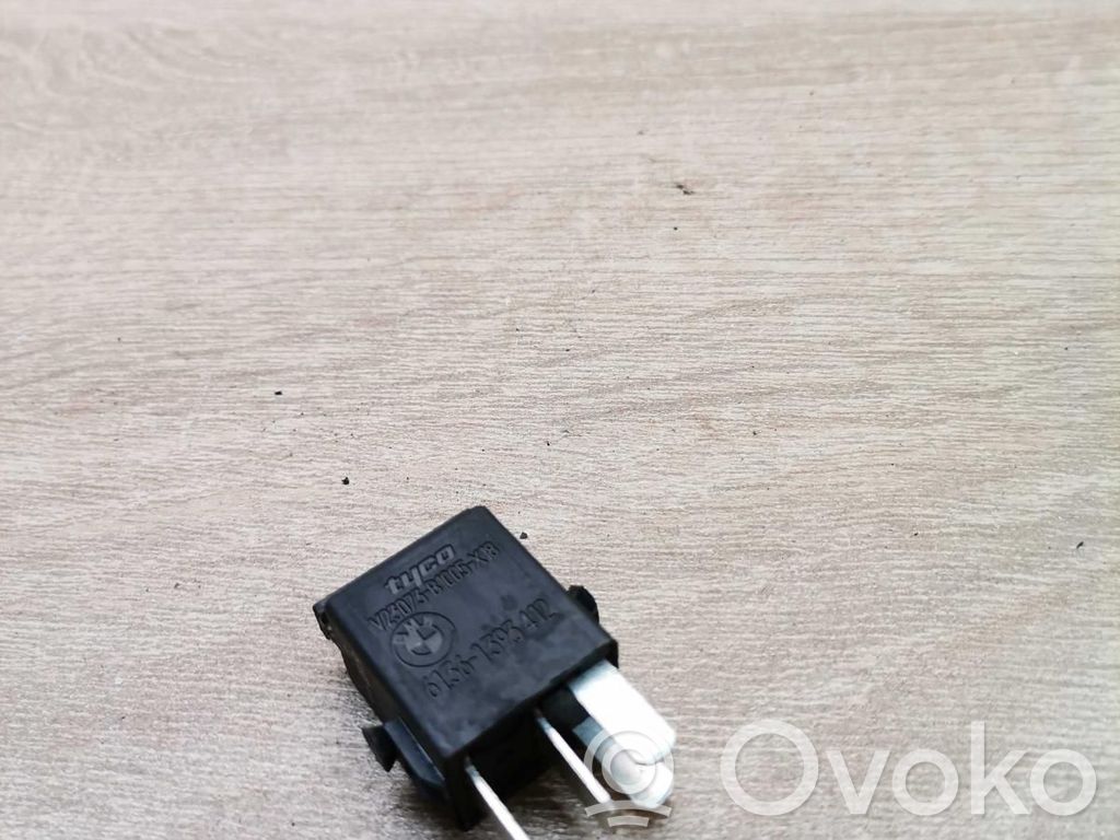 BMW 5 E39 Other relay 