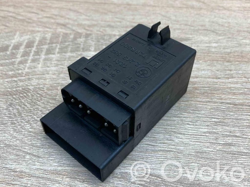 BMW 5 E34 Relé de la bujía de precalentamiento 