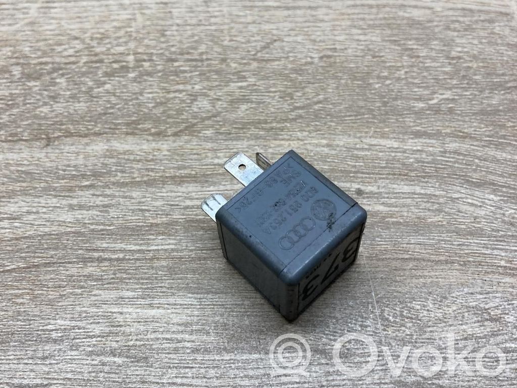 Audi A6 S6 C5 4B Cita veida releji 