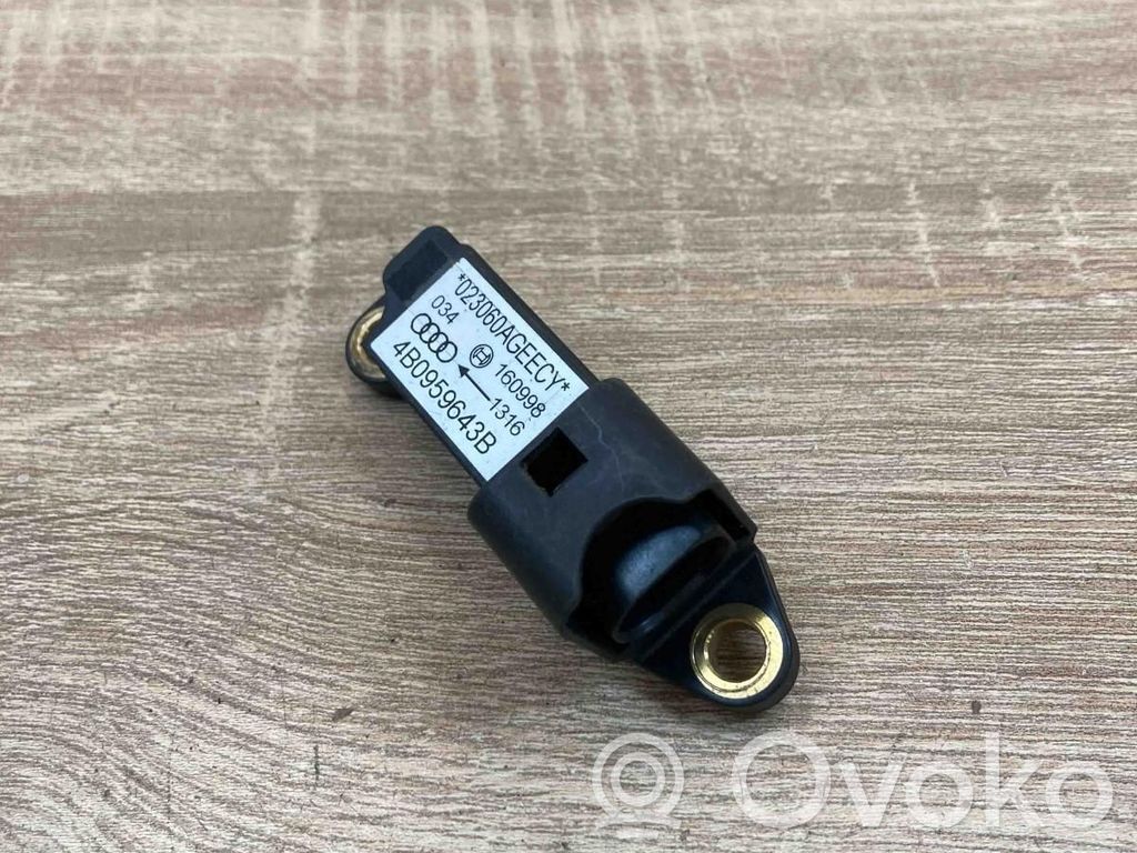 Audi A6 S6 C5 4B Airbagsensor Crashsensor Drucksensor 