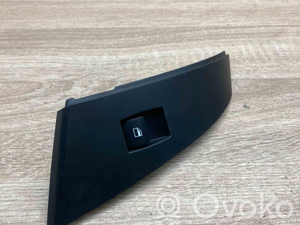 Electric window control switch   6951965,15939847