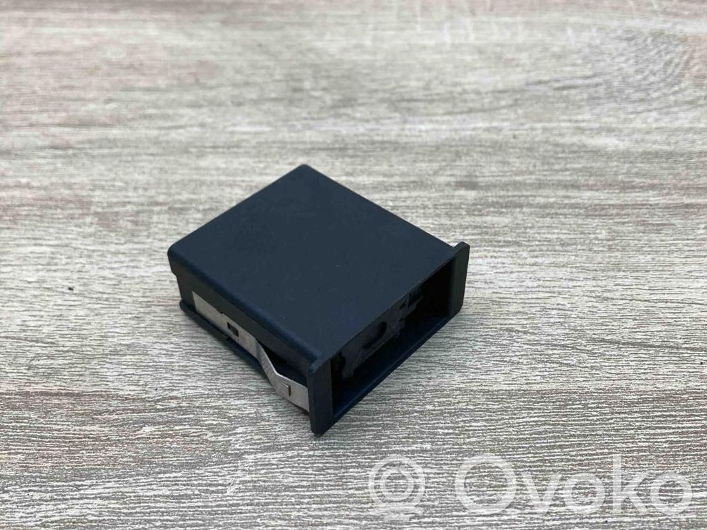 Other control units/modules   8352336