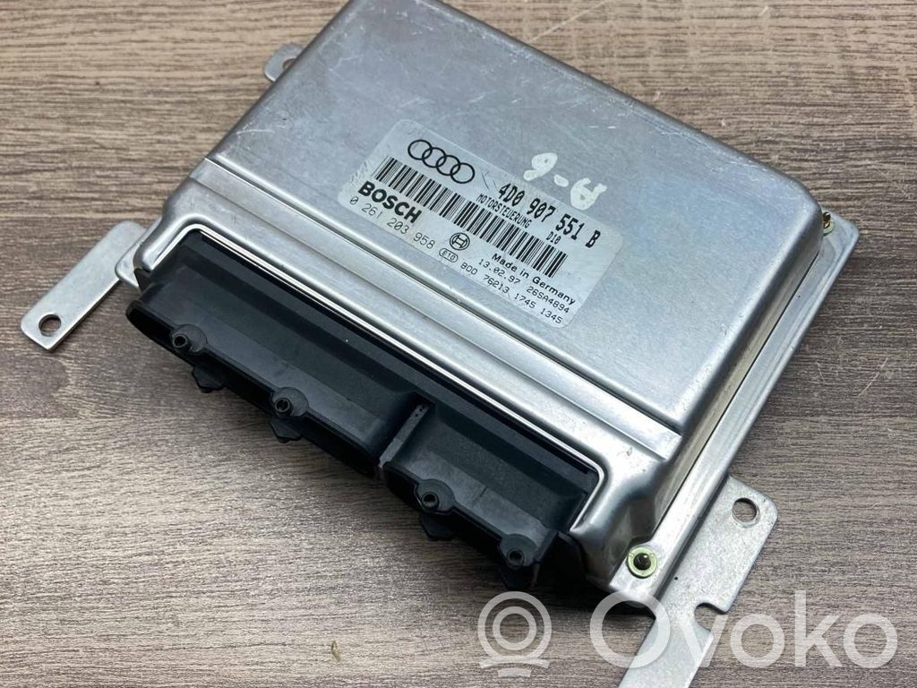 Audi A6 S6 C4 4A Engine control unit/module ECU 