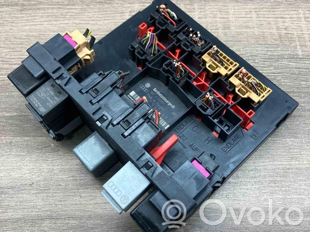 Volkswagen PASSAT B6 Mukavuusmoduuli 