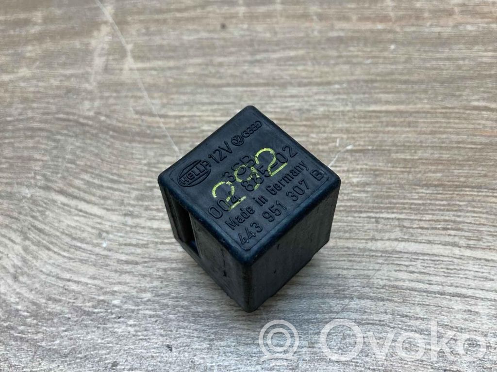 Audi 80 90 B3 Muu rele 